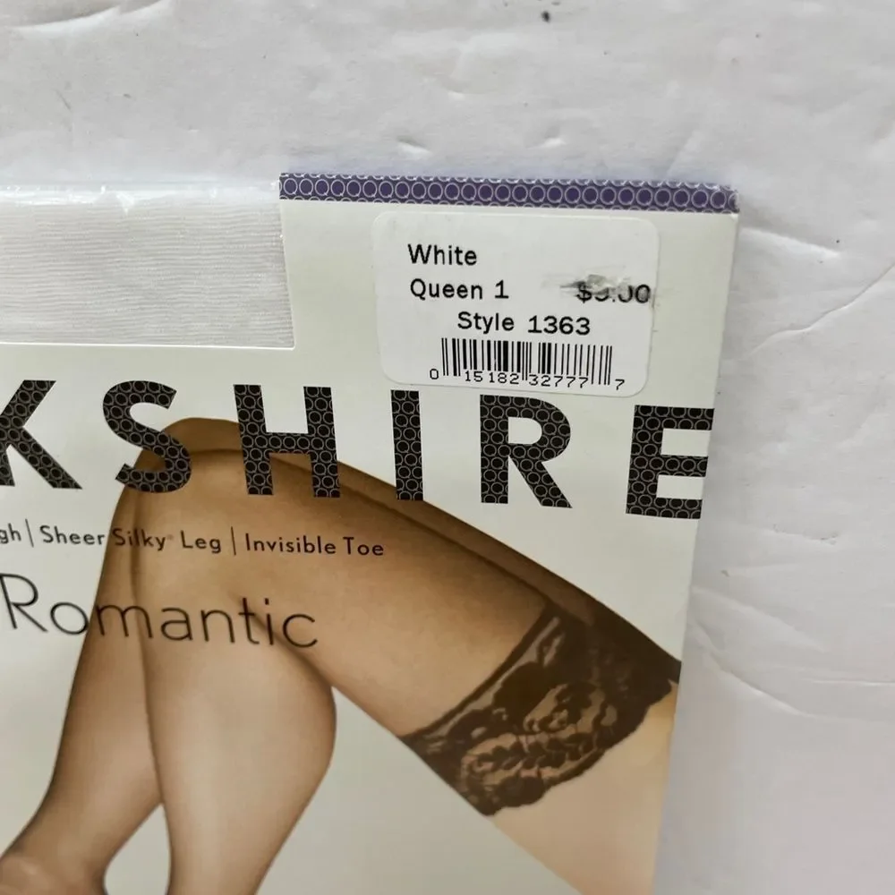 NEW IN PACKAGE BERKSHIRE ROMANTIC THIGH HIGH‎ STOCKINGS IN WHITE